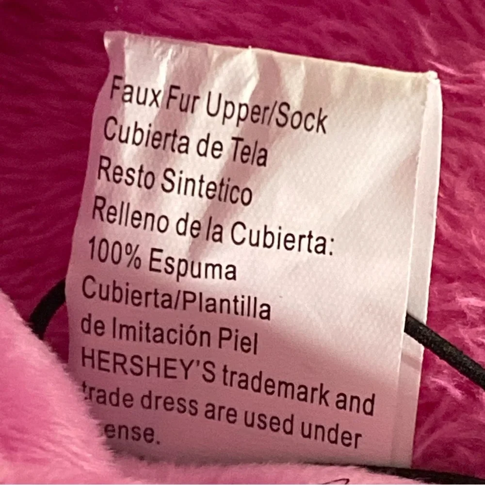 Hershey's Fuzzy Slippers with Heart Design Girls Size 2-3 Slip‎ On Faux Fur New